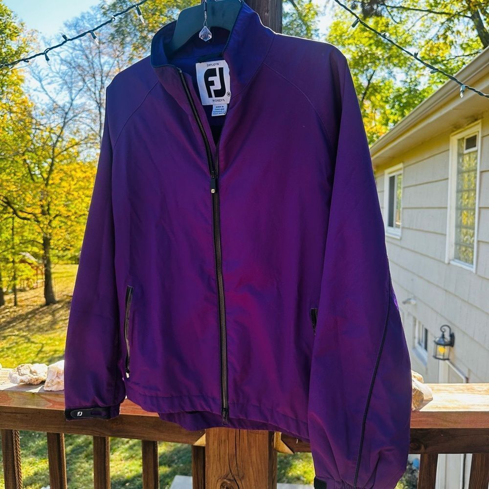FootJoy Women’s Waterproof Windbreaker for Golf. SZ M
